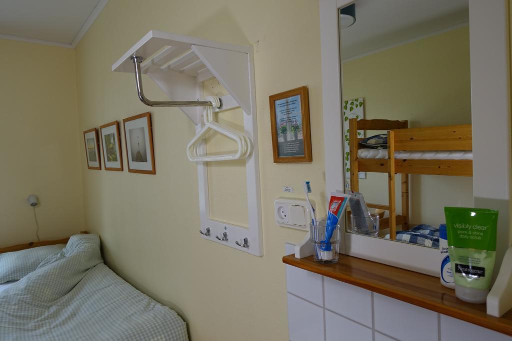 Vaexjoe Hostel Evedal Экстерьер фото