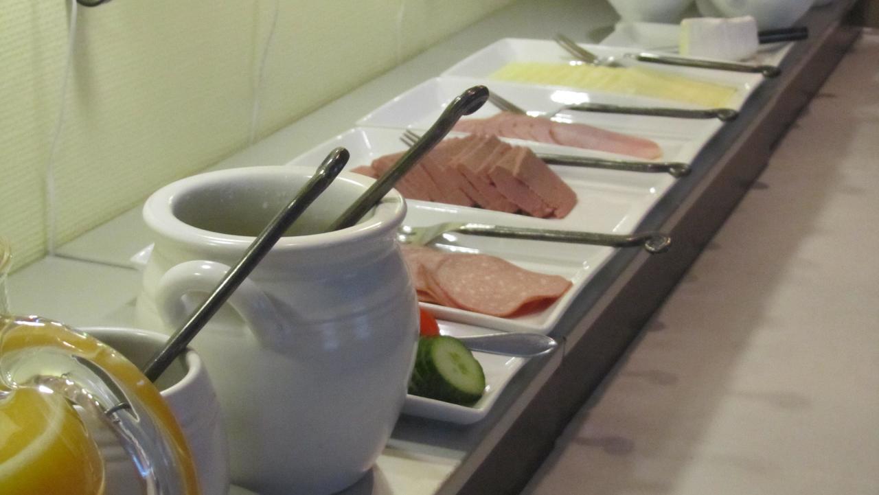 Vaexjoe Hostel Evedal Экстерьер фото