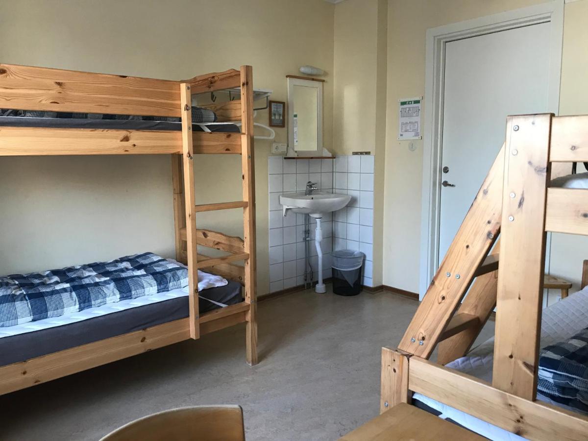 Vaexjoe Hostel Evedal Экстерьер фото